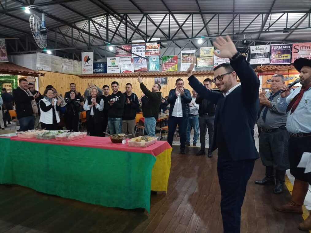 Ex-deputado estadual Mateus Wesp filia-se ao PSD