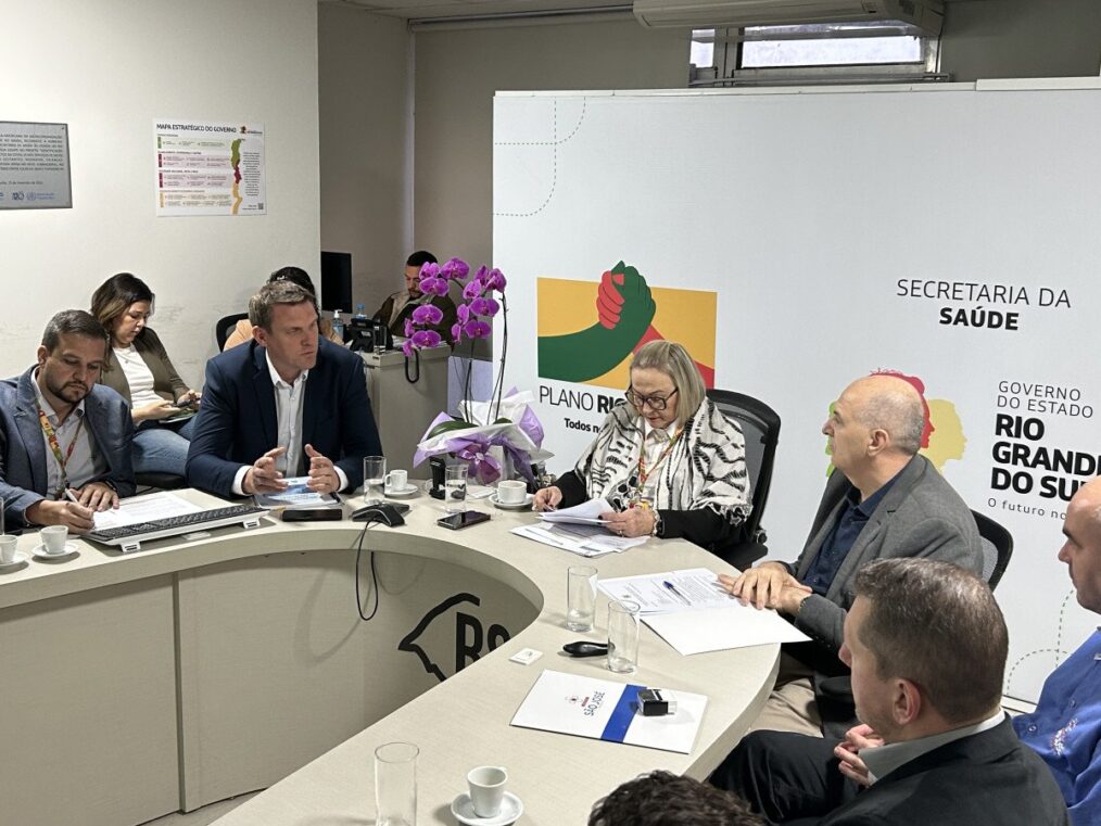 Junior Freiberger avança em pautas de saúde e infraestrutura com governo estadual