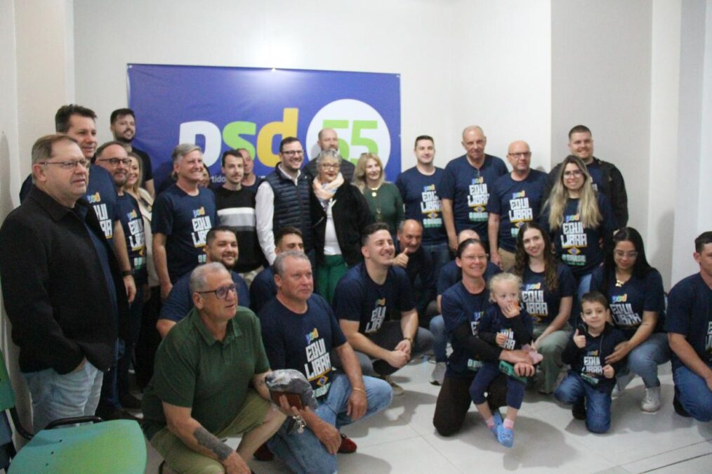PSD de Erechim filia 47 novos membros em evento com presença de lideranças estaduais