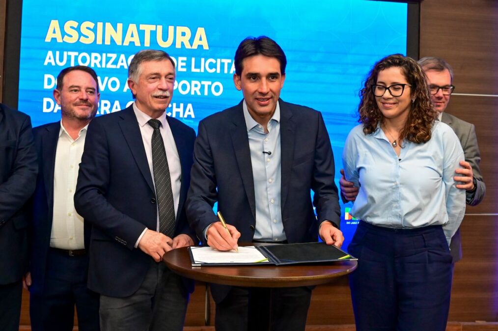 Adiló Didomenico autoriza licitação para construção do novo Aeroporto da Serra Gaúcha